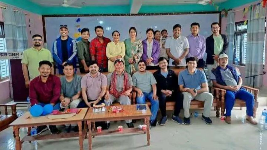 प्रेस चौतारी नेपाल दाङ शाखाको छैटौँ नियमित वैठक सम्पन्न