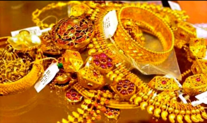 सुनको भाउ एकैदिन एक हजार एक सय रुपैयाँले घटेको छ