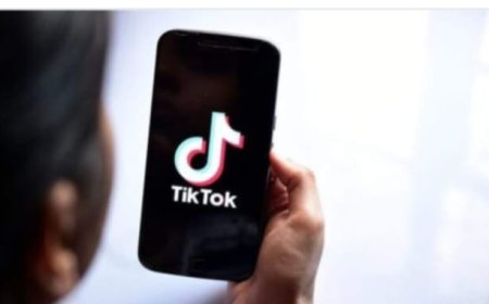 विद्यालय समय र तोकिएको पोशाकमा टिकटक बनाएर पोष्ट नगर्न मन्त्रालयको निर्देशन