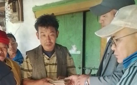 ह्याप्पी इनर्जी प्रा.लिका कार्यकारी अध्यक्ष बिस्टको पहलमा सहिद  कुलुङ को।परिवार लाई आर्थिक सहयोग हस्तान्तरण